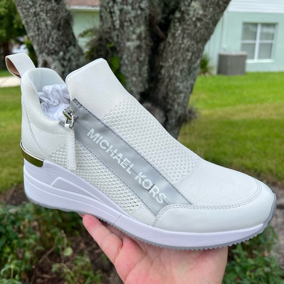 NIB Michael Kors Women's Willis Wedge Stretch Knit Trainer Optic White Silver 9M - Picture 1 of 15